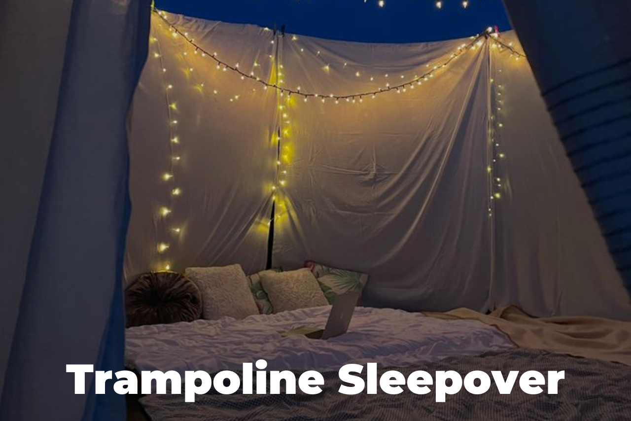 String string deken Onderbreking Trampoline Sleepover: A Guide to a Safe and Memorable Overnight Event -  trampoline4all